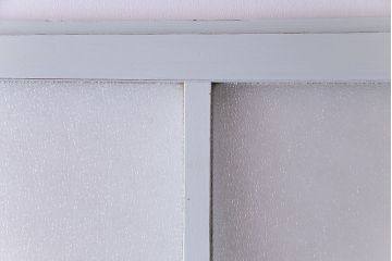 ペイント建具　シャビーな雰囲気が魅力的なダイヤガラス入りの引き戸1枚(ガラス戸、仕切り戸)