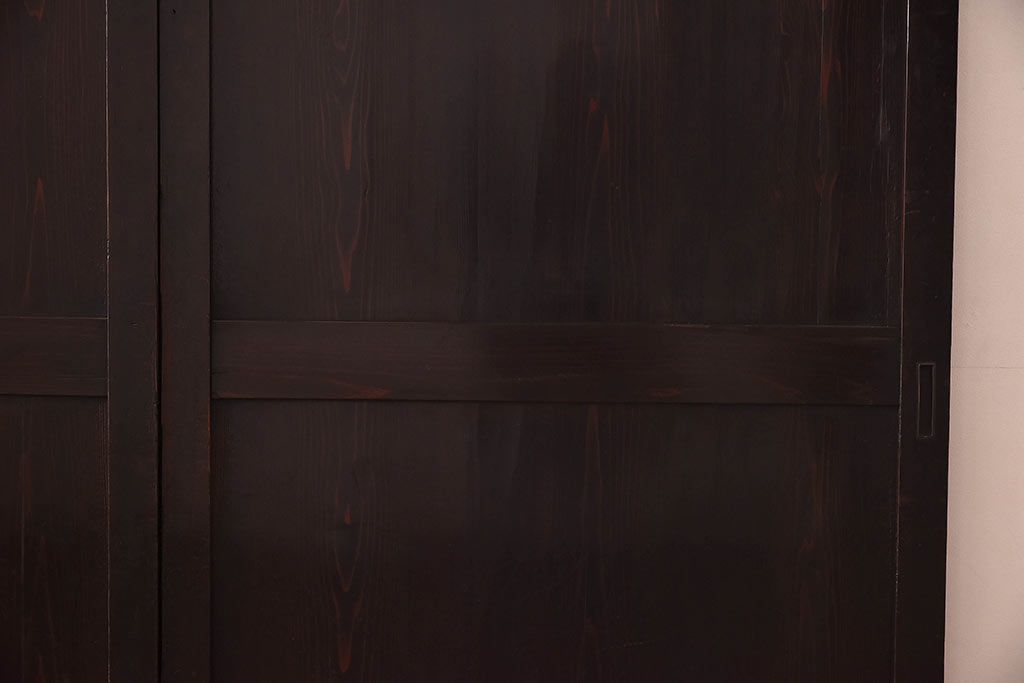 和製アンティーク　燻された風合いが魅力の帯戸(板戸、建具)4枚セット