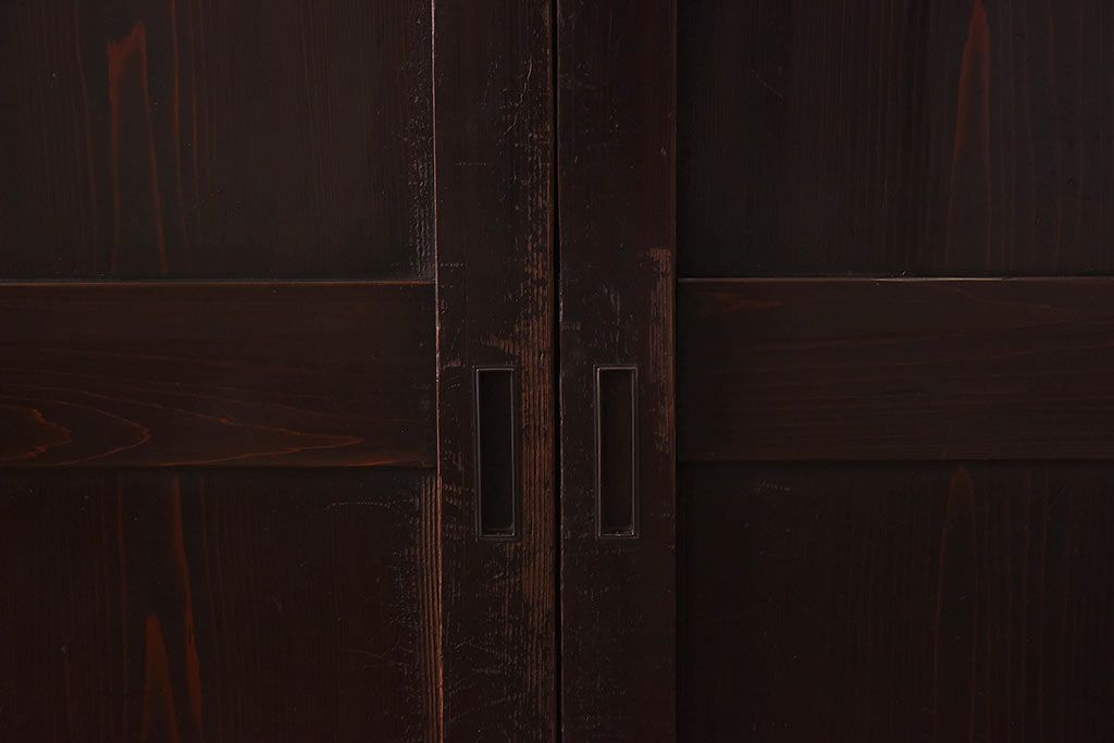 和製アンティーク　燻された風合いが魅力の帯戸(板戸、建具)4枚セット