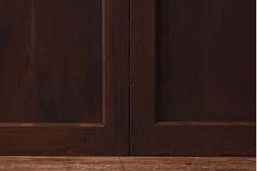 和製アンティーク　味わいのある風合いと燻された色合いが魅力の帯戸(板戸、建具)2枚セット