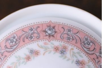 昭和中期　日本陶器・ノリタケ(則武)小花柄の急須・湯飲み5客セット