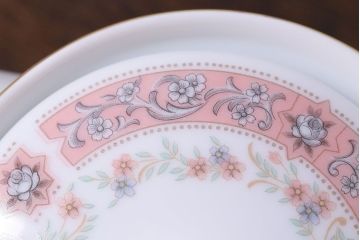 昭和中期　日本陶器・ノリタケ(則武)小花柄の急須・湯飲み5客セット