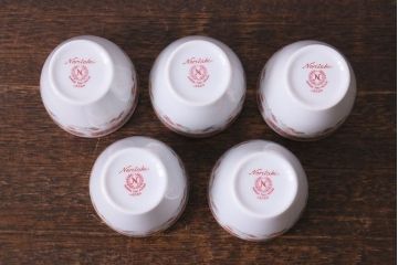 昭和中期　日本陶器・ノリタケ(則武)小花柄の急須・湯飲み5客セット