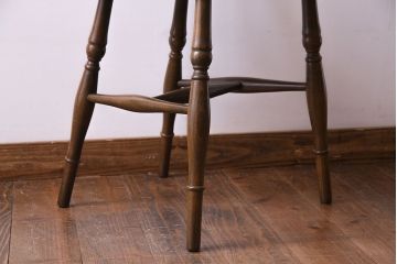 ヴィンテージ家具　イギリスビンテージ　アーチ形の背もたれが美しいホイールバックチェア(カントリーチェア、ダイニングチェア、イス)(1)