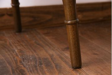 ヴィンテージ家具　イギリスビンテージ　アーチ形の背もたれが美しいホイールバックチェア(カントリーチェア、ダイニングチェア、イス)(1)