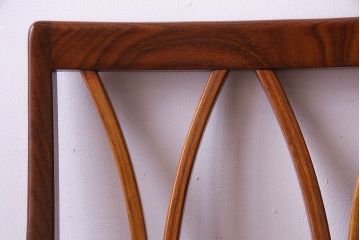 ヴィンテージ家具　北欧ビンテージ　G-PLAN(ジープラン)　洗練されたX-back(エックスバック)が魅力のダイニングチェア(椅子、ワークチェア)