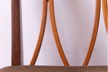 ヴィンテージ家具　北欧ビンテージ　G-PLAN(ジープラン)　洗練されたX-back(エックスバック)が魅力のダイニングチェア(椅子、ワークチェア)(1)