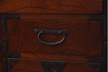 アンティーク家具　和製アンティーク　前面ケヤキ材　相馬箪笥をリメイクしたローボード(ローチェスト、引き出し、リビングボード)