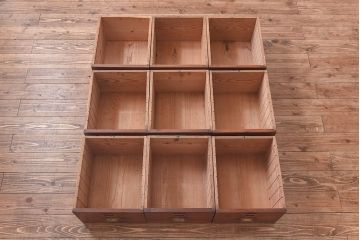 レトロ家具　昭和レトロ　ヒノキ材　どっしりとした重厚感のあるネームプレート付きチェスト(引き出し)