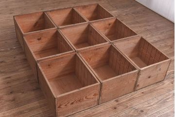 レトロ家具　昭和レトロ　ヒノキ材　どっしりとした重厚感のあるネームプレート付きチェスト(引き出し)