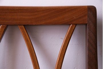 ヴィンテージ家具　北欧ビンテージ　G-PLAN(ジープラン)　洗練されたX-back(エックスバック)が魅力のダイニングチェア(椅子、ワークチェア)(2)