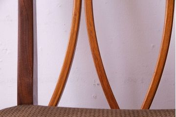 ヴィンテージ家具　北欧ビンテージ　G-PLAN(ジープラン)　洗練されたX-back(エックスバック)が魅力のダイニングチェア(椅子、ワークチェア)(3)