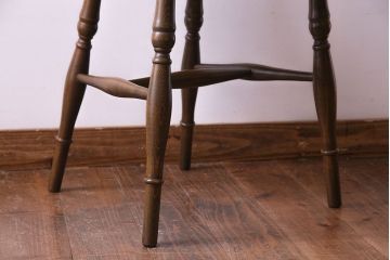 ヴィンテージ家具　イギリスビンテージ　アーチ形の背もたれが美しいホイールバックチェア(カントリーチェア、ダイニングチェア、イス)(2)