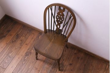 ヴィンテージ家具　イギリスビンテージ　アーチ形の背もたれが美しいホイールバックチェア(カントリーチェア、ダイニングチェア、イス)(3)