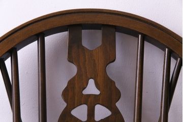 ヴィンテージ家具　イギリスビンテージ　アーチ形の背もたれが美しいホイールバックチェア(カントリーチェア、ダイニングチェア、イス)(3)