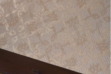 アンティーク家具　イギリスアンティーク　マホガニー材　優美な佇まいが魅力的なガラスケース(飾り棚、陳列棚、ショーケース)