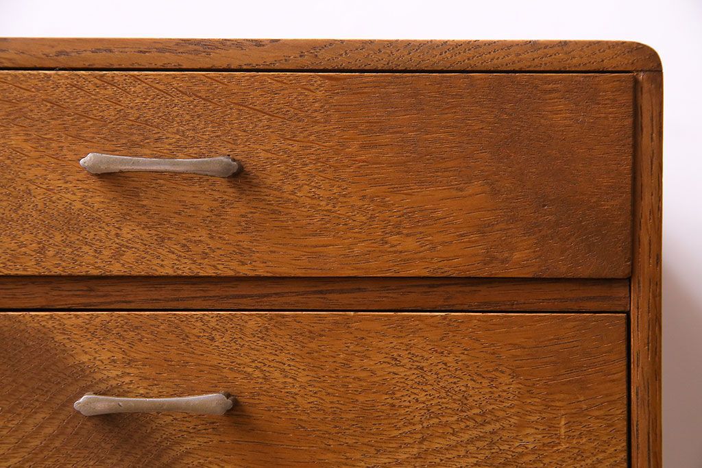レトロ家具　昭和レトロ　ナラ材　素朴な木の風合いが魅力の小引き出し(引き出し)