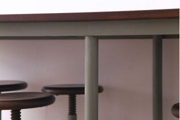 ラフジュ工房オリジナル 8脚格納スツール付きテーブル(ペイント作業台、机)