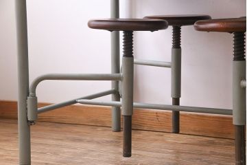 ラフジュ工房オリジナル 8脚格納スツール付きテーブル(ペイント作業台、机)