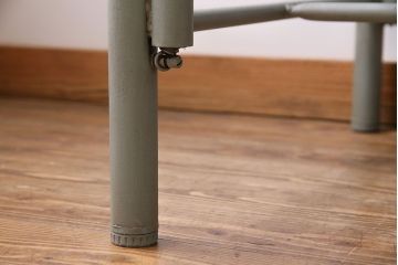 ラフジュ工房オリジナル 8脚格納スツール付きテーブル(ペイント作業台、机)