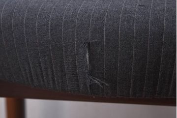 ヴィンテージ家具　北欧ビンテージ　G-PLAN(ジープラン)　Fresco(フレスコ)　ダークカラーのピンストライプがおしゃれなダイニングチェア(サーキュラーチェア、椅子)(1)