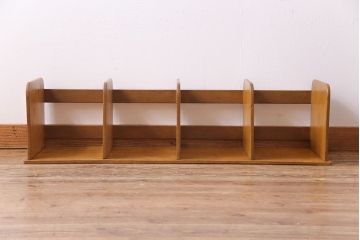アンティーク雑貨　昭和レトロ　たっぷり本が並べられる大型ブックスタンド(本立て)