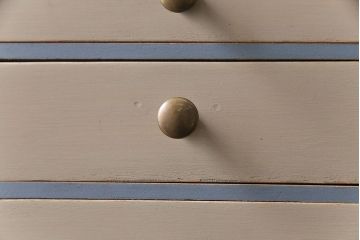 ペイント家具　ツートーンカラーのレトロな小引き出し(小物収納)(R-030304)