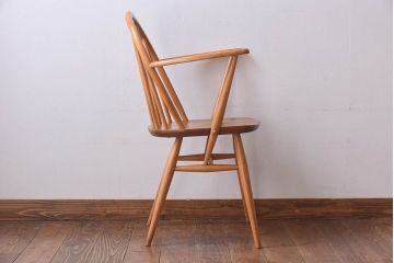 イギリス家具　ERCOL(アーコール) ローバック　ウィンザーアームチェア(ダイニングチェア)