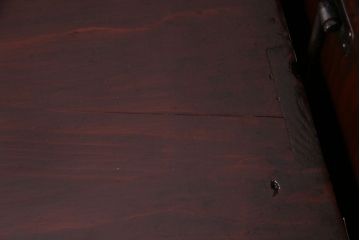 美品　前面ケヤキ共縁仕上げ　桜丸金具　細かく鮮明な杢目が魅力の米沢重ね箪笥(衣装箪笥、衣裳箪笥)