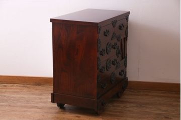 中古美品　岩谷堂箪笥　桐文様　銀河5号　車箪笥(整理箪笥、チェスト、桐箪笥、桐たんす)