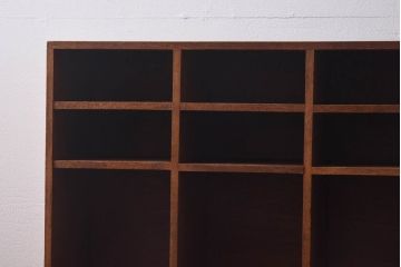 レトロ家具　幼稚園で使われていたレトロな魅力あふれるロッカー・7列(オープンラック、収納棚)(1)(R-030309)