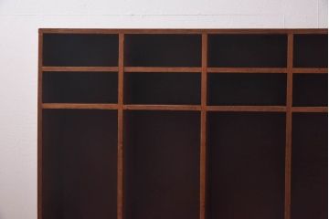 レトロ家具　幼稚園で使われていたレトロな魅力あふれるロッカー・7列(オープンラック、収納棚)(2)(R-030310)