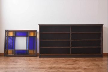ラフジュ工房オリジナル　色ガラス・花菱模様のガラス入り　大正ロマンな大型戸棚(食器棚、収納棚、サイドボード、店舗什器)