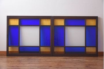 ラフジュ工房オリジナル　色ガラス・花菱模様のガラス入り　大正ロマンな大型戸棚(食器棚、収納棚、サイドボード、店舗什器)