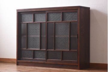 ラフジュ工房オリジナル　花菱模様のガラス入り戸棚(サイドボード、収納棚、リビングボード)(2)(R-030313)