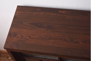 ラフジュ工房オリジナル　花菱模様のガラス入り戸棚(サイドボード、収納棚、リビングボード)(2)(R-030313)