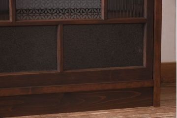 ラフジュ工房オリジナル　花菱模様のガラス入り戸棚(サイドボード、収納棚、リビングボード)(2)(R-030313)