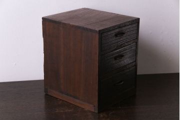 アンティーク家具　和製アンティーク　桐材　渋い魅力が漂う小引き出し(小物収納)(R-030314)
