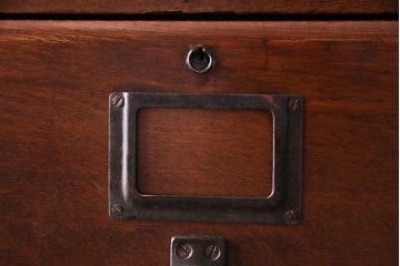 レトロ家具　昭和期　ナラ材　レトロな雰囲気が魅力の大型書類ケース(4段チェスト、引き出し)(R-030322)