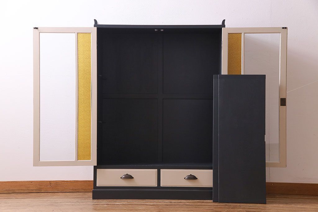 ペイント家具　当時物色ガラス入り!　シックな色味がお洒落な大振りのブックケース(本箱、キャビネット、収納棚)(R-030323)