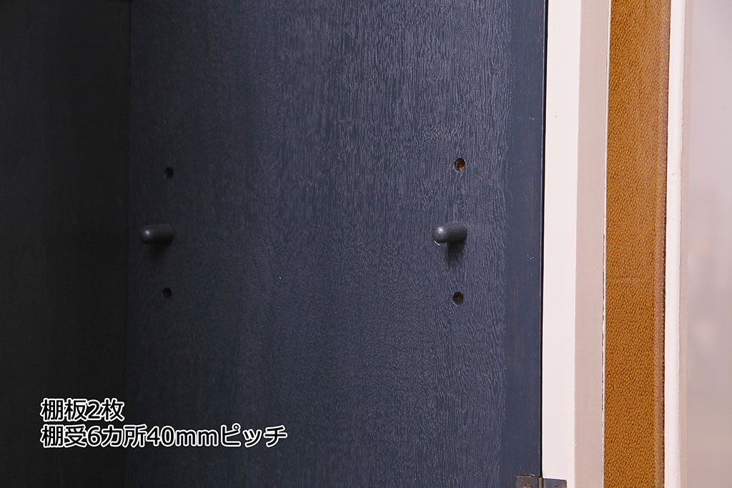 ペイント家具　当時物色ガラス入り!　シックな色味がお洒落な大振りのブックケース(本箱、キャビネット、収納棚)(R-030323)