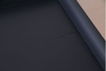 ペイント家具　当時物色ガラス入り!　シックな色味がお洒落な大振りのブックケース(本箱、キャビネット、収納棚)(R-030323)