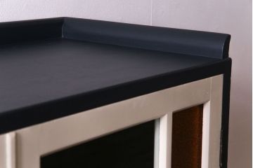 ペイント家具　当時物色ガラス入り!　シックな色味がお洒落な大振りのブックケース(本箱、キャビネット、収納棚)(R-030323)