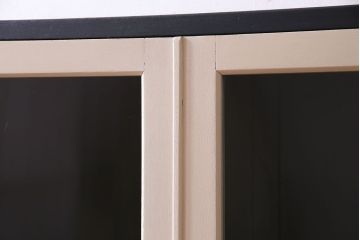 ペイント家具　当時物色ガラス入り!　シックな色味がお洒落な大振りのブックケース(本箱、キャビネット、収納棚)(R-030323)