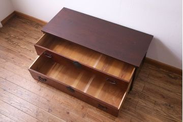 アンティーク家具　和製アンティーク　前面ケヤキ材　相馬箪笥をリメイクしたローチェスト(引き出し、リビングボード)(R-030324)