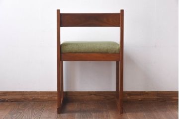 北欧テイスト家具　チーク材　シンプルなビンテージチェア(ダイニングチェア、イス、椅子)(1)(R-030326)