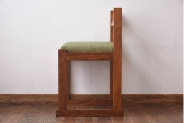 北欧テイスト家具　チーク材　シンプルなビンテージチェア(ダイニングチェア、イス)(1)(R-030330)