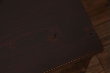 アンティーク家具　和製アンティーク　リメイク　前面栗材　桜丸金具　渋い色合いの米沢箪笥ローチェスト(ローボード、引き出し)(R-030332)