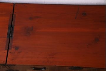 美品　前面ケヤキ共縁仕上げ　漆塗りが美しい重ね箪笥(衣装箪笥、衣裳箪笥)(R-030339)