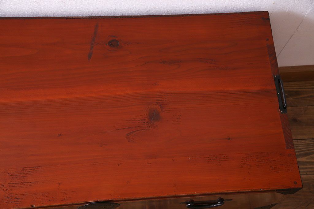 美品　前面ケヤキ共縁仕上げ　漆塗りが美しい重ね箪笥(衣装箪笥、衣裳箪笥)(R-030339)